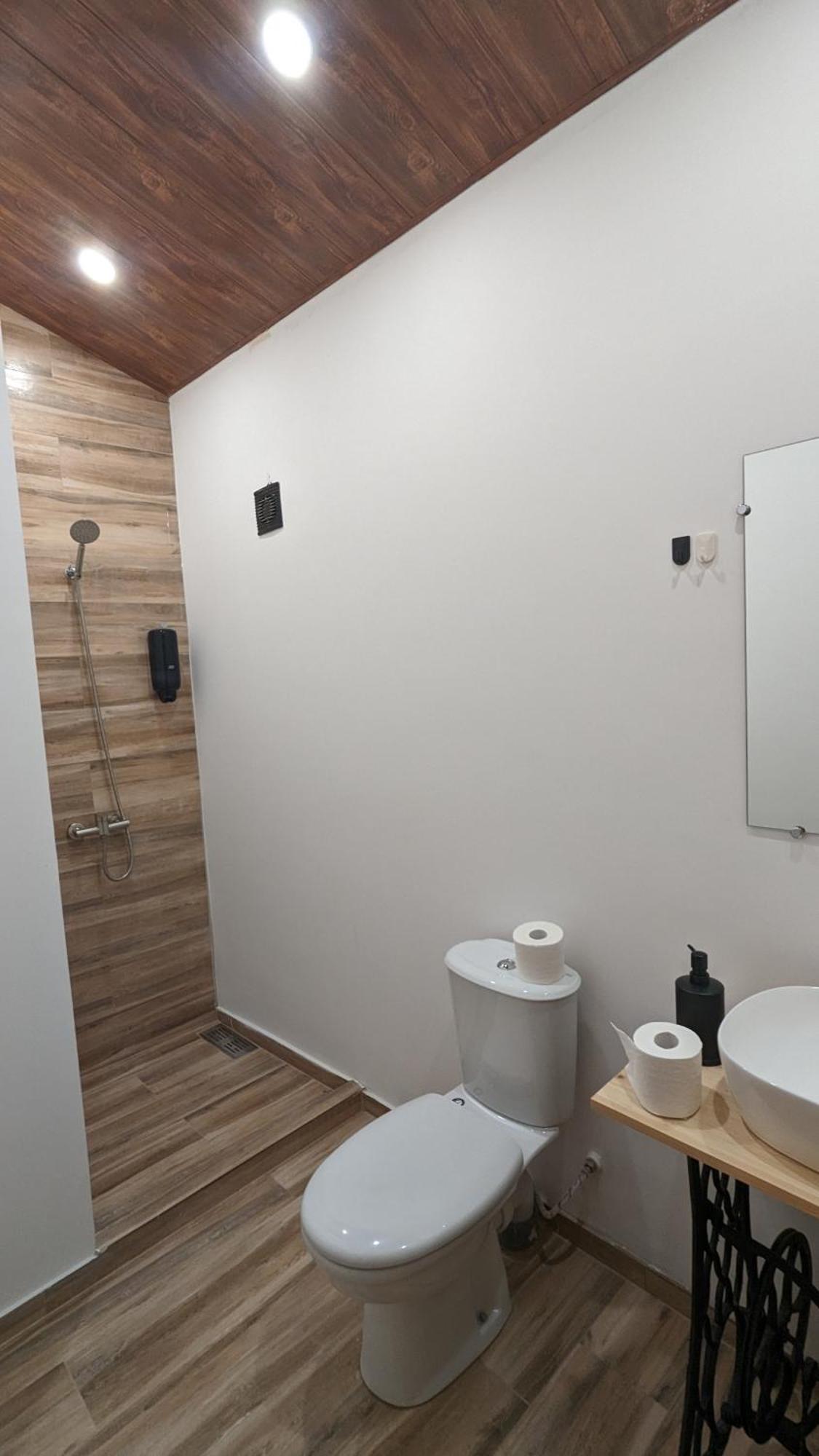 Hotel Arevi Gosh Экстерьер фото